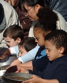 children panning for gold at Marshall Park